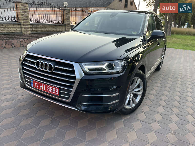 Внедорожник / Кроссовер Audi Q7 2016 в Лубнах