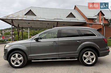 Позашляховик / Кросовер Audi Q7 2013 в 