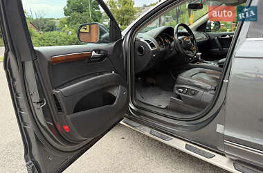 Позашляховик / Кросовер Audi Q7 2013 в 