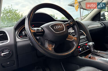 Позашляховик / Кросовер Audi Q7 2013 в 