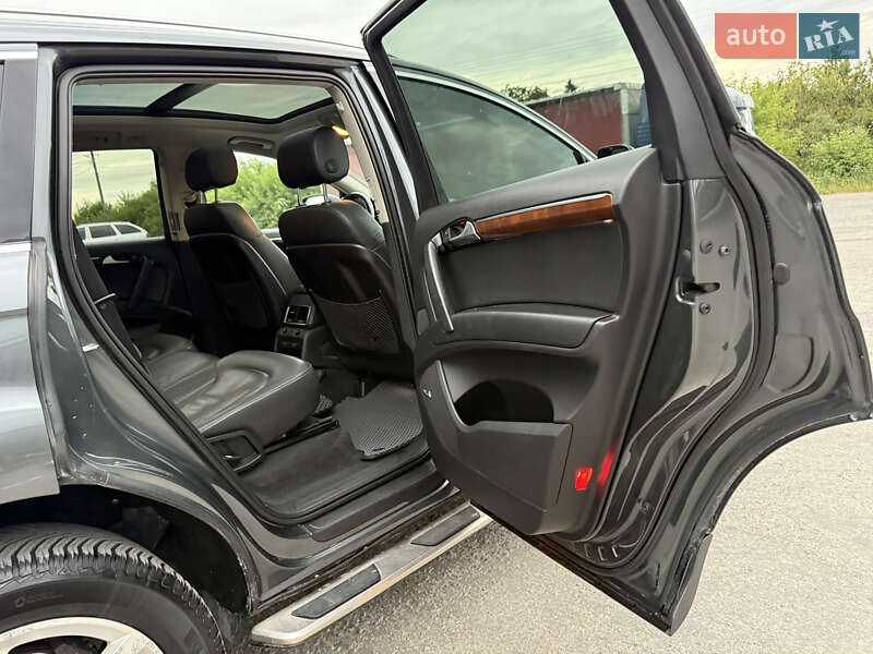 Внедорожник / Кроссовер Audi Q7 2013 в Кременце
