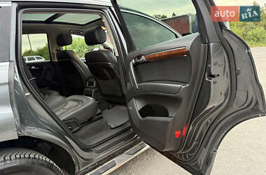 Позашляховик / Кросовер Audi Q7 2013 в 
