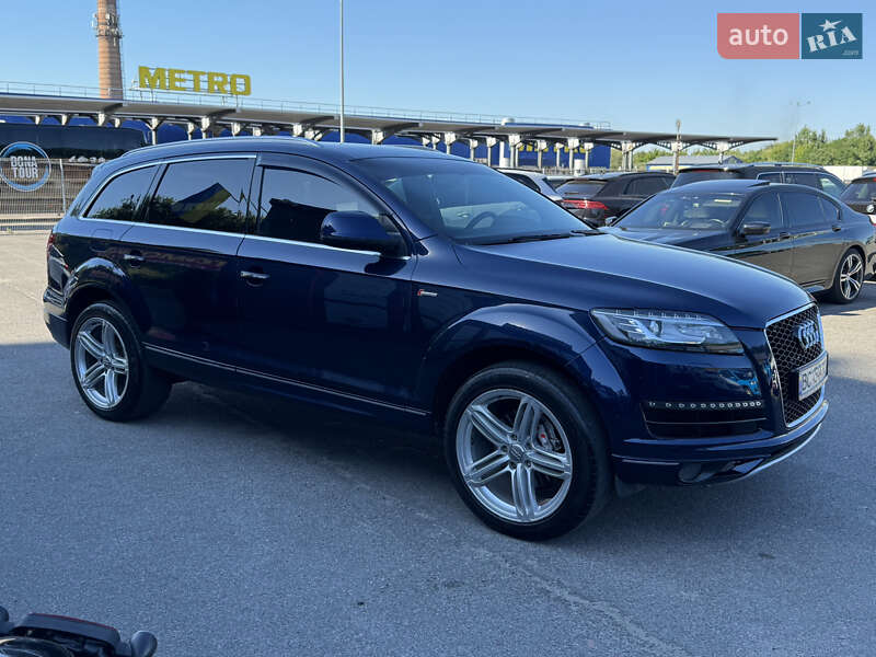 Позашляховик / Кросовер Audi Q7 2010 в Львові