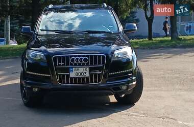 Внедорожник / Кроссовер Audi Q7 2012 в 