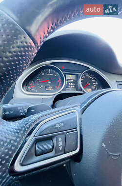 Позашляховик / Кросовер Audi Q7 2014 в 