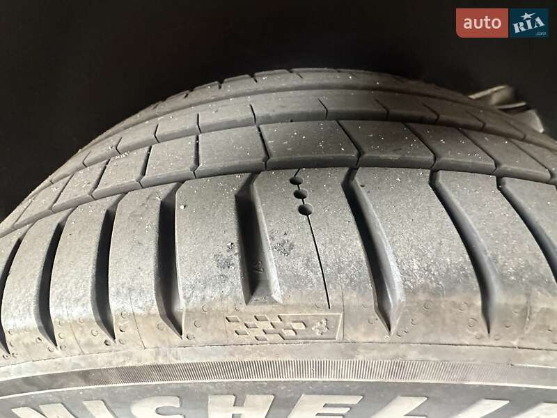 Позашляховик / Кросовер Audi Q7 2013 в Запоріжжі