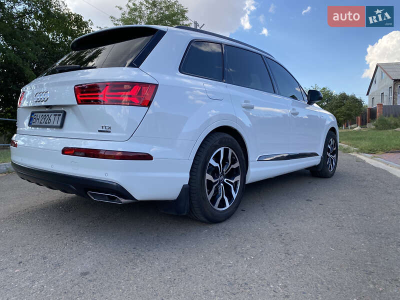 Внедорожник / Кроссовер Audi Q7 2017 в Одессе