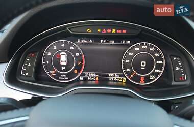 Позашляховик / Кросовер Audi Q7 2016 в 