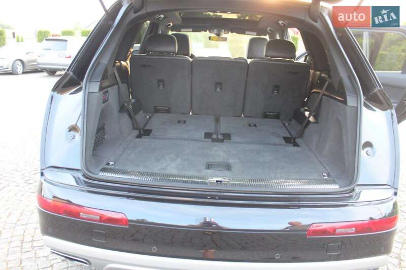 Внедорожник / Кроссовер Audi Q7 2016 в Жовкве