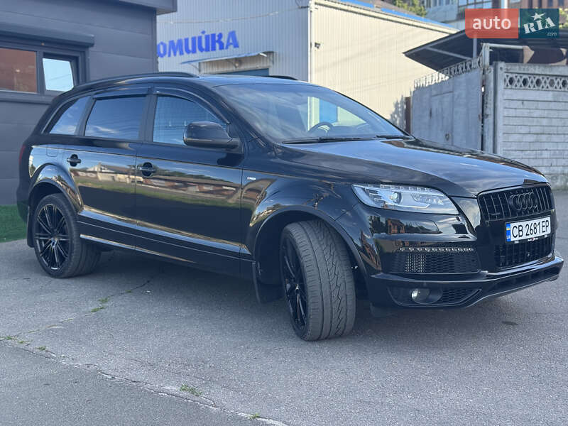 Внедорожник / Кроссовер Audi Q7 2015 в Прилуках
