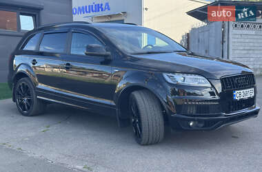 Внедорожник / Кроссовер Audi Q7 2015 в 
