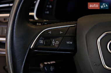 Внедорожник / Кроссовер Audi Q7 2021 в 