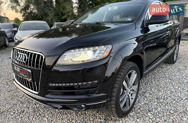 Внедорожник / Кроссовер Audi Q7 2015 в 