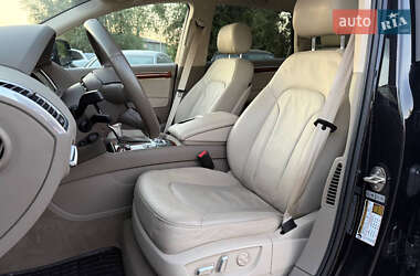 Внедорожник / Кроссовер Audi Q7 2015 в 