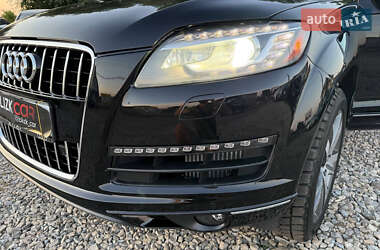 Внедорожник / Кроссовер Audi Q7 2015 в 