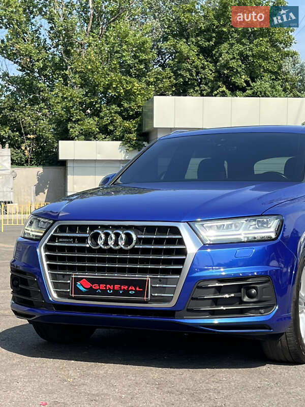 Позашляховик / Кросовер Audi Q7 2016 в Одесі