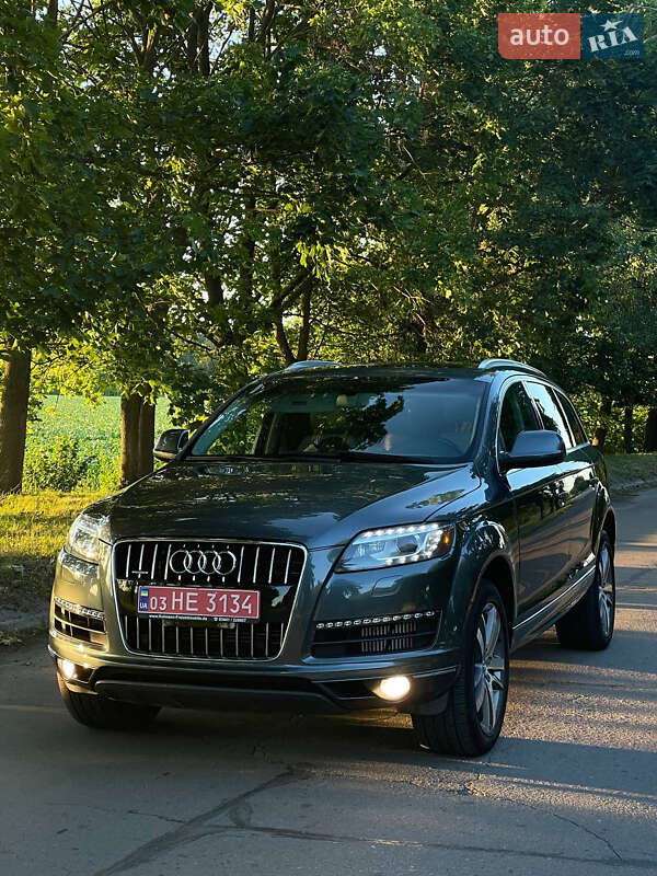 Внедорожник / Кроссовер Audi Q7 2013 в 