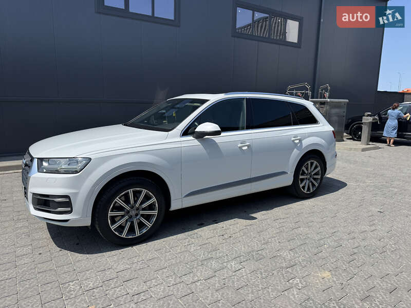 Audi Q7 2017
