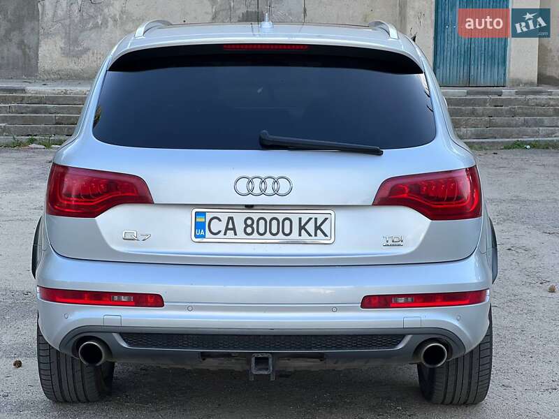 Позашляховик / Кросовер Audi Q7 2010 в Лисянці