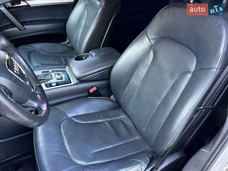 Позашляховик / Кросовер Audi Q7 2010 в Лисянці