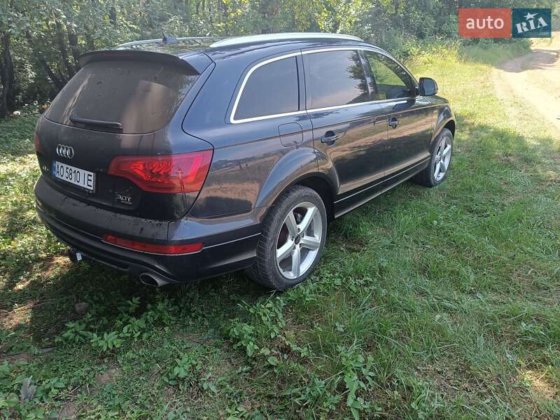 Внедорожник / Кроссовер Audi Q7 2013 в Мукачево