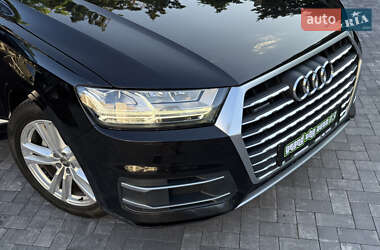Внедорожник / Кроссовер Audi Q7 2016 в 