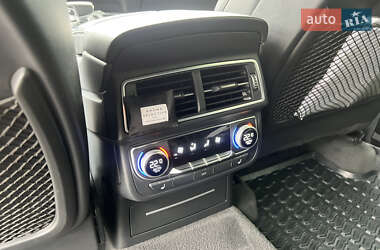 Позашляховик / Кросовер Audi Q7 2017 в 