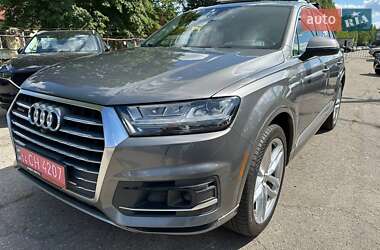 Внедорожник / Кроссовер Audi Q7 2016 в Полтаве