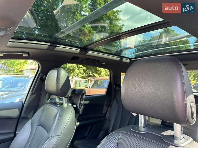 Позашляховик / Кросовер Audi Q7 2016 в Полтаві