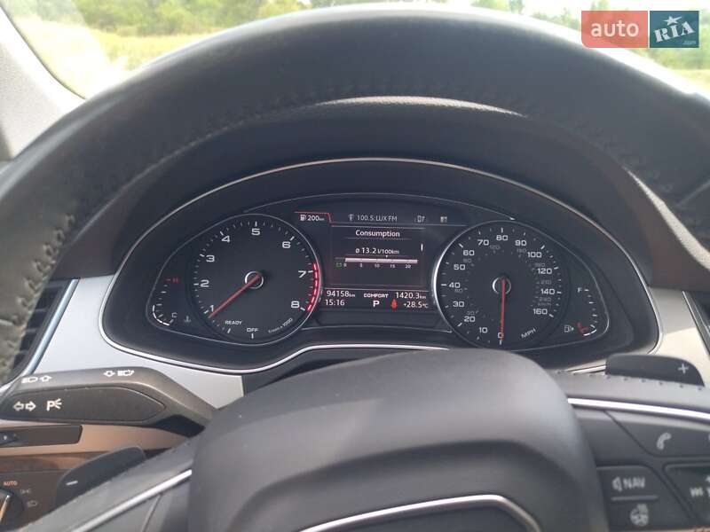 Позашляховик / Кросовер Audi Q7 2019 в Кам'янському