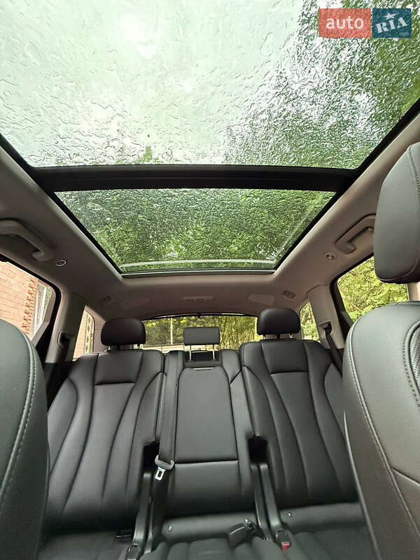 Внедорожник / Кроссовер Audi Q7 2022 в Киеве
