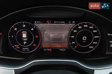Позашляховик / Кросовер Audi Q7 2017 в 
