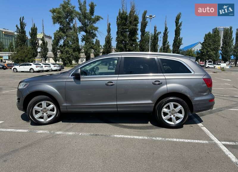 Внедорожник / Кроссовер Audi Q7 2012 в Киеве