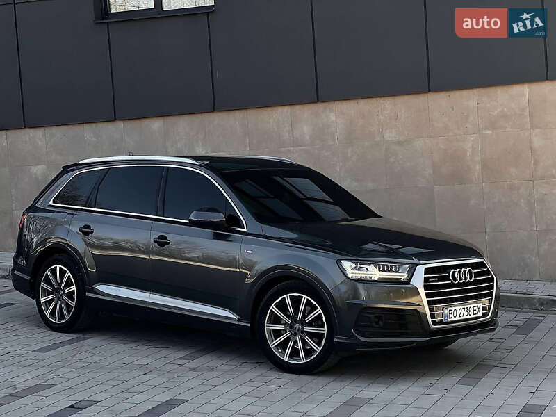 Позашляховик / Кросовер Audi Q7 2016 в Тернополі