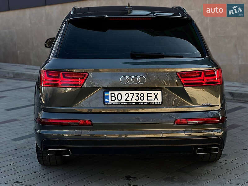 Позашляховик / Кросовер Audi Q7 2016 в Тернополі