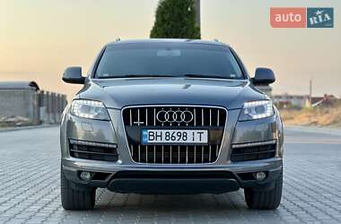 Внедорожник / Кроссовер Audi Q7 2011 в 