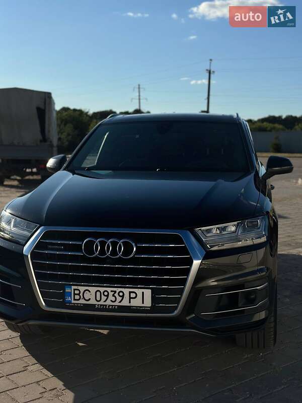 Внедорожник / Кроссовер Audi Q7 2016 в Львове