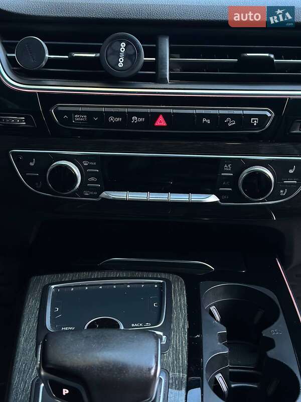 Внедорожник / Кроссовер Audi Q7 2016 в Львове