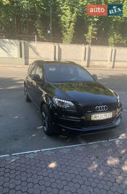 Внедорожник / Кроссовер Audi Q7 2013 в 