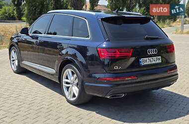 Внедорожник / Кроссовер Audi Q7 2016 в Одессе