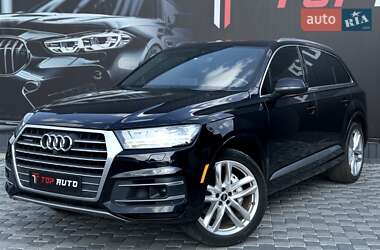 Внедорожник / Кроссовер Audi Q7 2017 в 