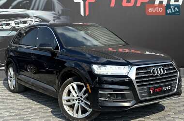 Внедорожник / Кроссовер Audi Q7 2017 в 