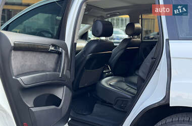 Внедорожник / Кроссовер Audi Q7 2012 в 
