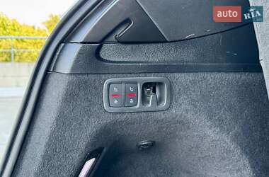 Внедорожник / Кроссовер Audi Q7 2021 в 