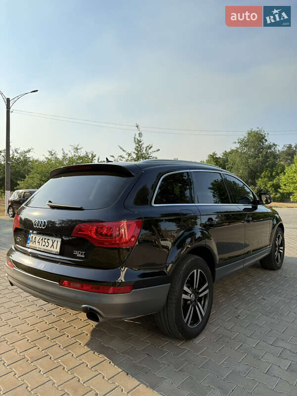 Позашляховик / Кросовер Audi Q7 2013 в Ізмаїлі