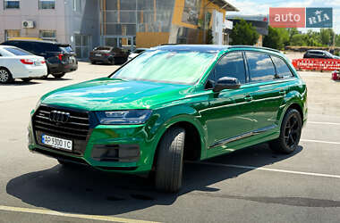 Внедорожник / Кроссовер Audi Q7 2016 в 