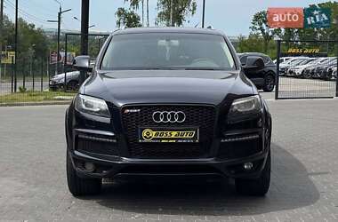Позашляховик / Кросовер Audi Q7 2010 в 