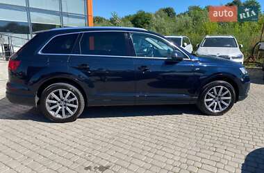 Внедорожник / Кроссовер Audi Q7 2017 в 