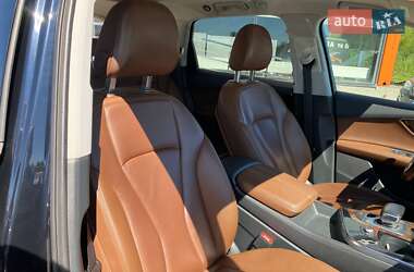 Внедорожник / Кроссовер Audi Q7 2017 в 