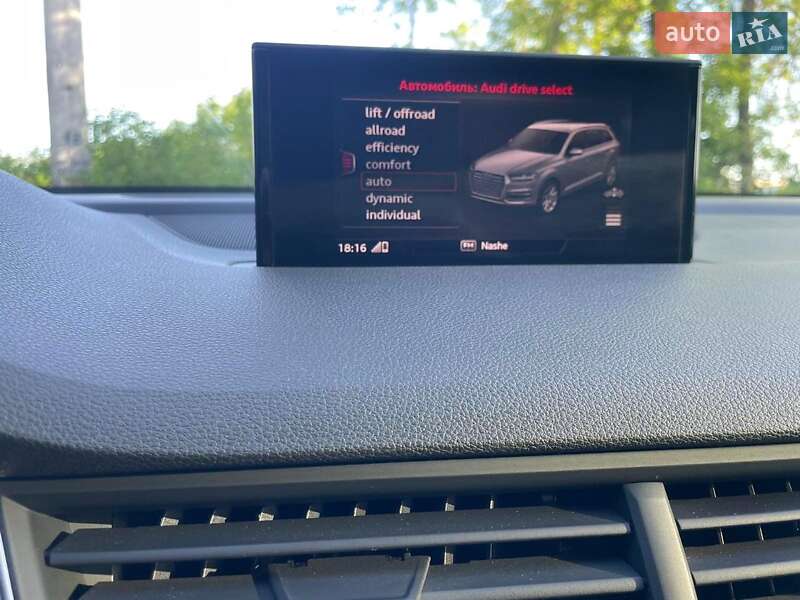 Внедорожник / Кроссовер Audi Q7 2017 в Полтаве